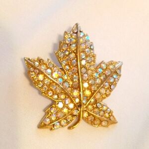 Rhinestone gold leaf brooch